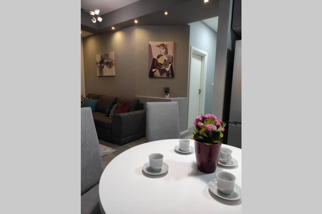 Centar One Apartmant Скопие Екстериор снимка